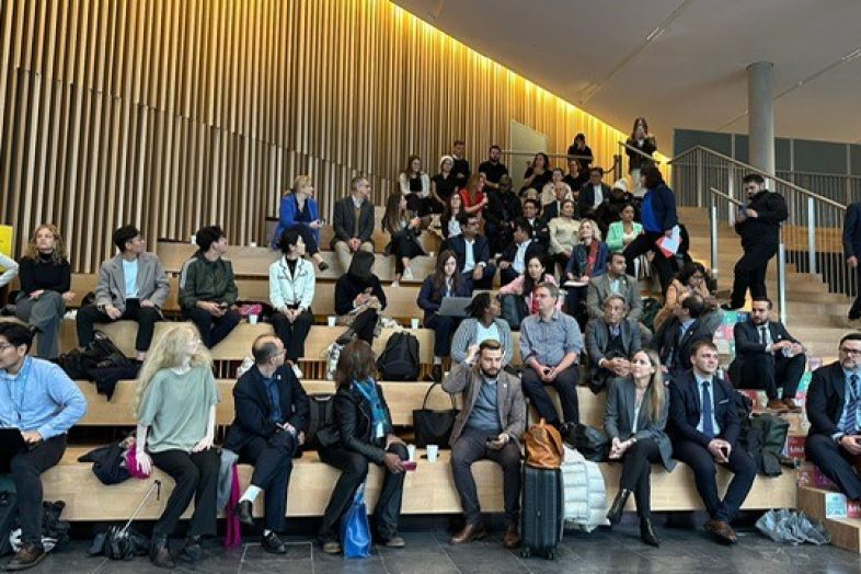 Acto paralelo sobre la triple crisis planetaria